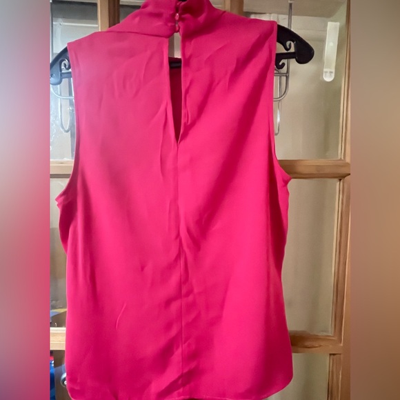 Zara - Picture 2 of 7